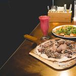 La Zucca Cafe &  Pizzeria
