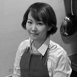 Tomoko Takahashi 
