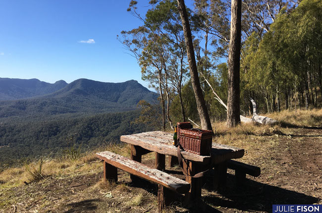 Feasting and Hiking at Spicers Peak Lodge