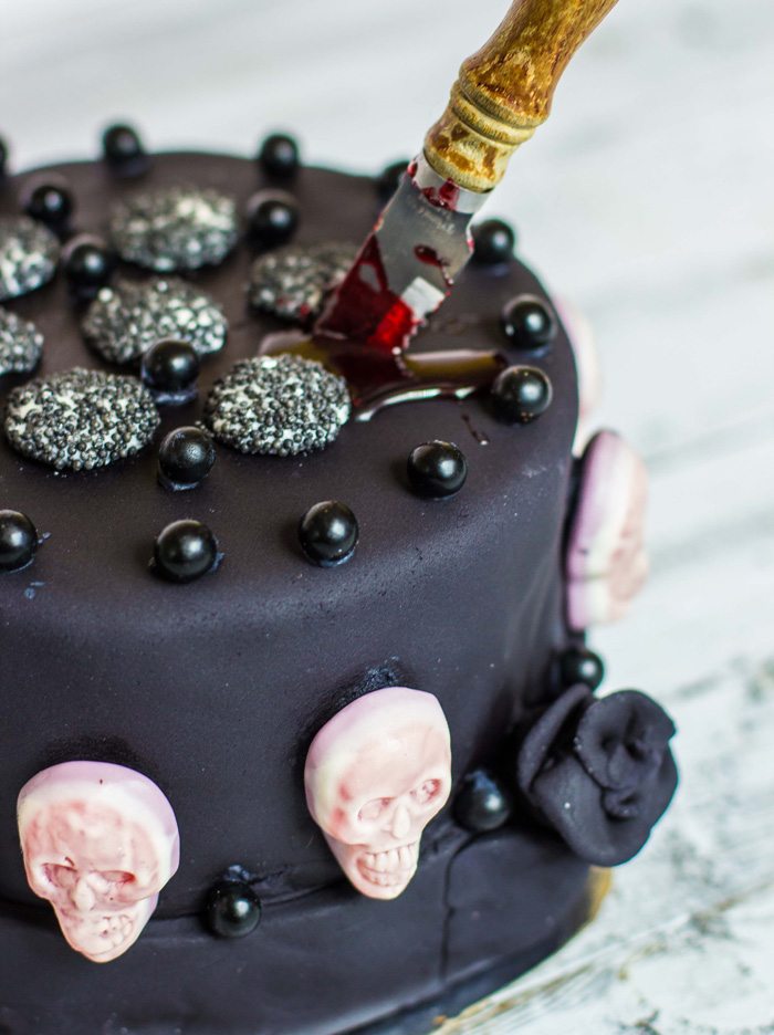 7 Spooky Recipes to Serve this Halloween