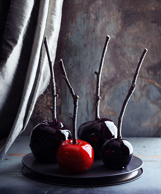 7 Spooky Recipes to Serve this Halloween