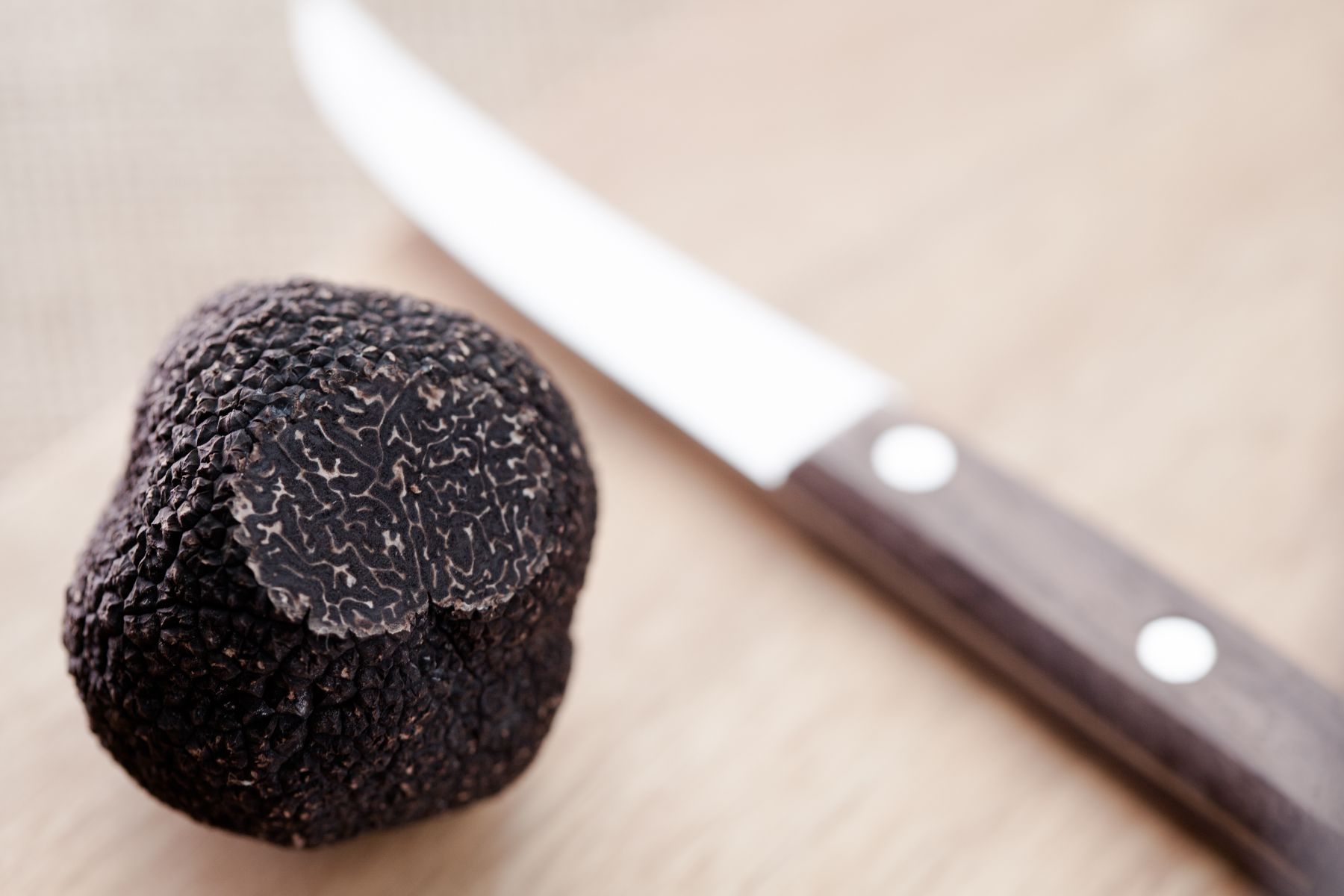 How to Get Your Truffle Fix this Season – Order Australian Truffles Online