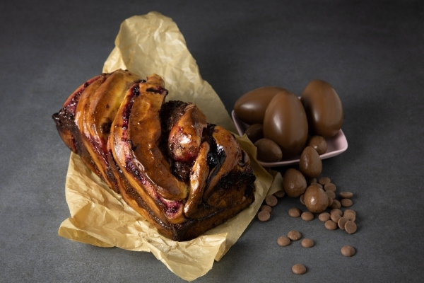 A Chocolate Recipe to Savour for Easter – Kirsten Tibballs Shares Her Chocolate and Berry Babka Recipe.