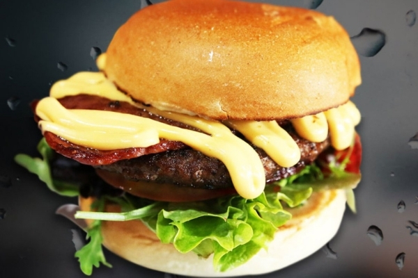 What’s Between Your Buns Hon? Chow Down at These Five Joints for International Hamburger Day!