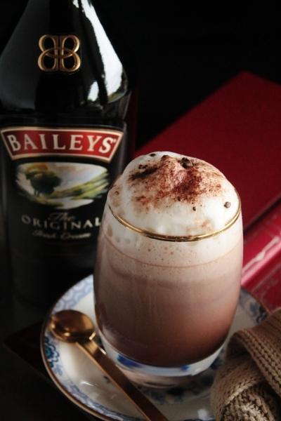 Sip, Sip Hurray – Try These Chocolate Cocktails for a Spirited Festive Season.