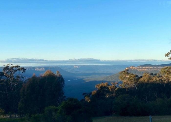 Refreshed Yulefest in the Blue Mountains.