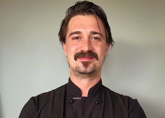 The Plate is Your Canvas – We Chat to Glenbosch Wine Estate Head Chef Chris de Jongh.