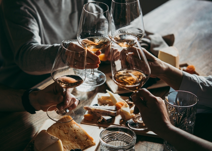 How to Be a French Wine Snob at Your Next Dinner Party…Oo La La!