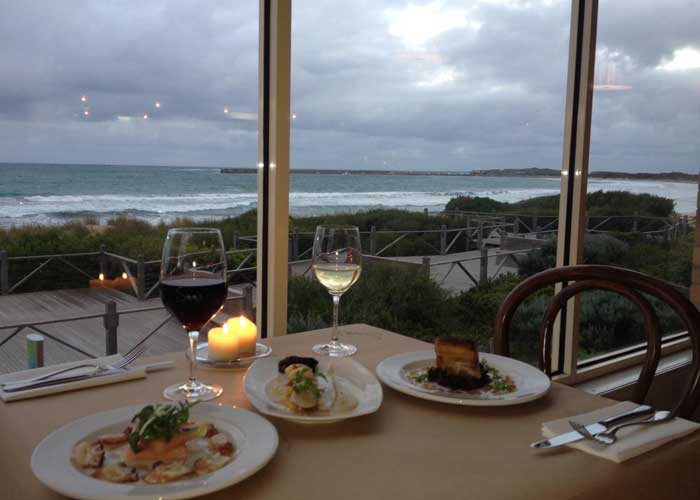 Five Sand-sational Waterview Restaurants to Tide You Over!