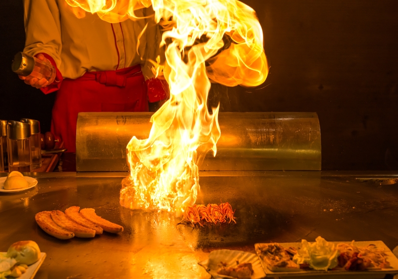 Mastering the Art of Hibachi Cooking, Which is Different to Teppanyaki!