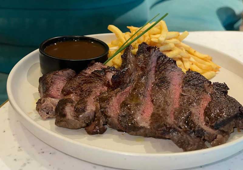 Let’s Meat Up for a Sizzling Time at these 5 Steak Restaurants