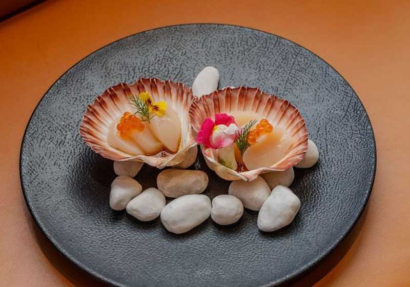 Dive into Sensational Seafood at these 5 Chef-hatted Restaurants