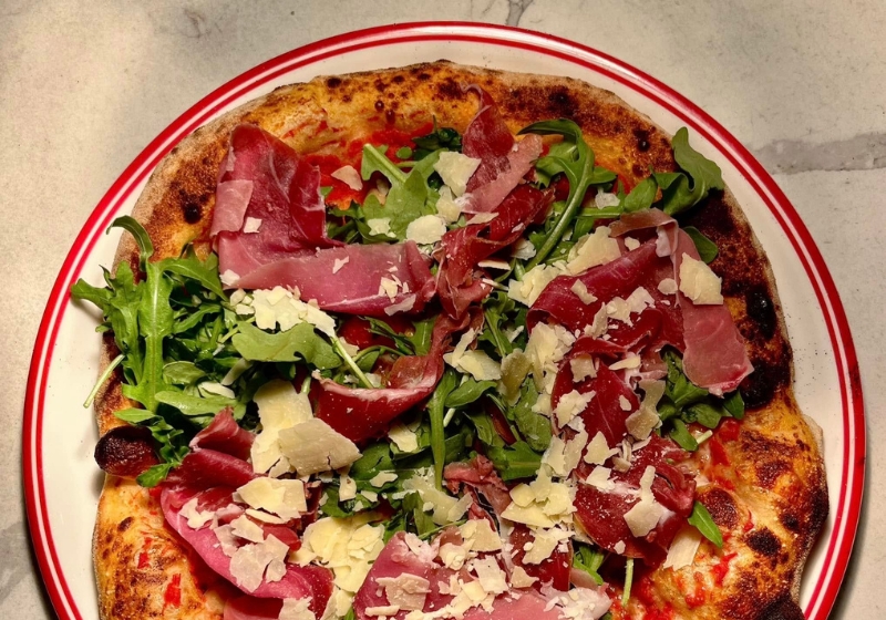 Wood-Fired Pizzas: Where to Find the Perfect Slice