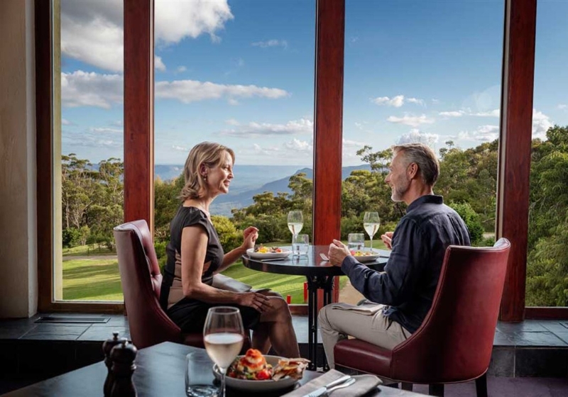 Best Restaurants with a View for a Stunning Dining Experience