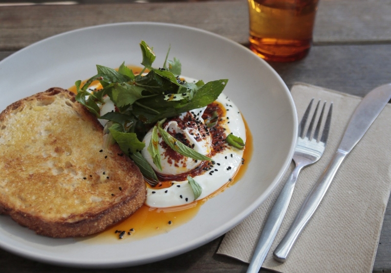 Breakfast Bliss: Top Spots for Morning Feasts