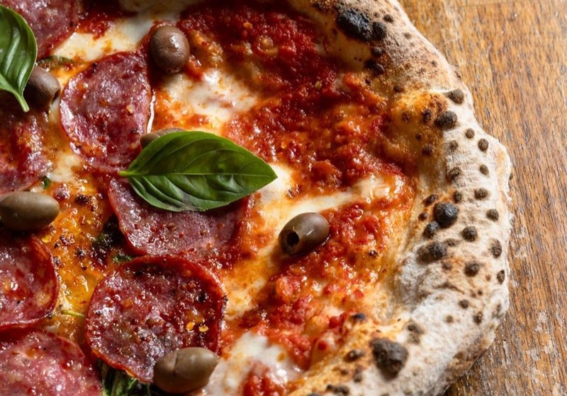 The Best Artisan Pizza Spots to Indulge in Right Now