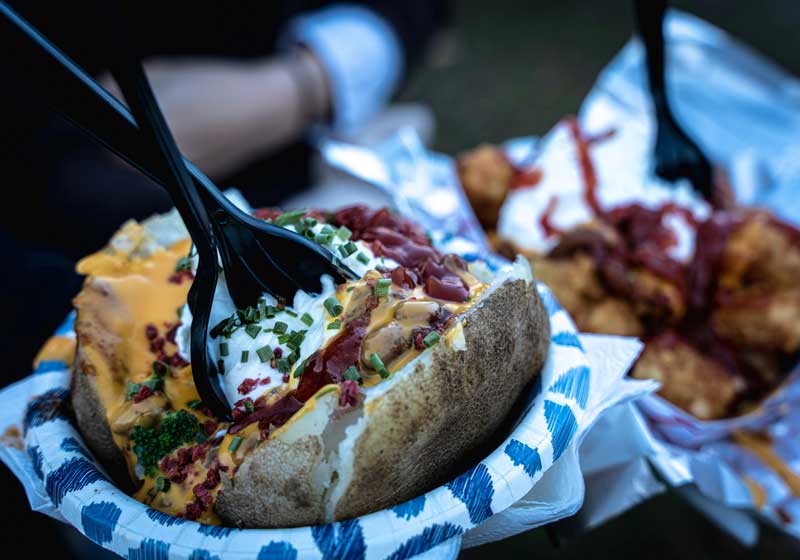 What Are the Best Condiments for Dry-aged Meat?