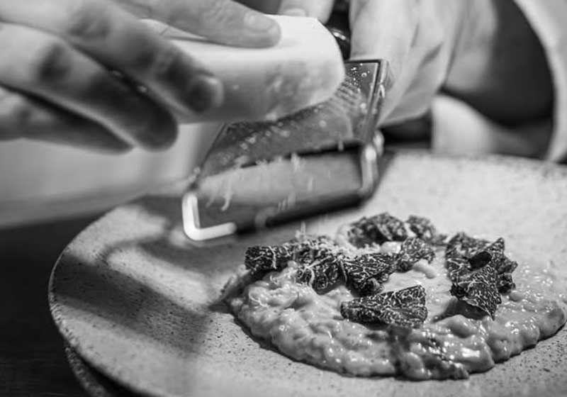 5 Easy Ways to Put Truffles on Your Plate!