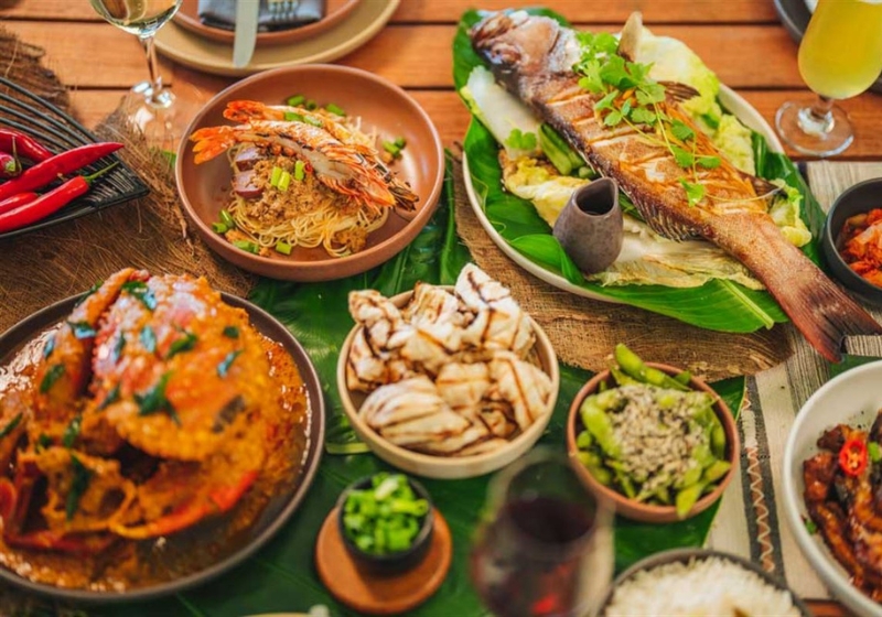The Most Unexpected Restaurants Inside Hotels