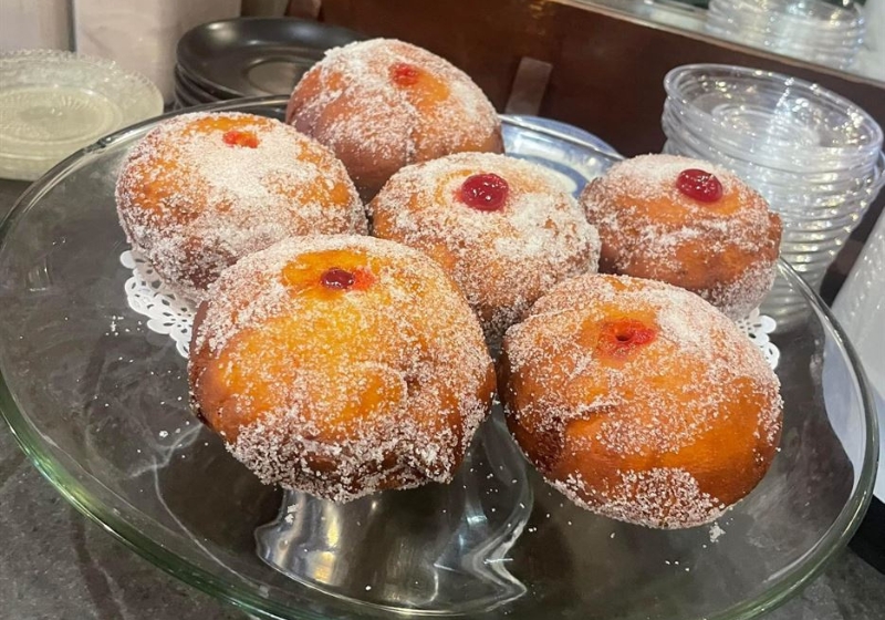 The Sweeter Side of Life: Cafés and Eateries Serving Up Decadent Delights