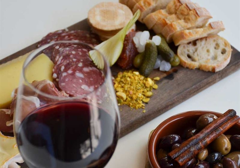 Discover the Best Cheeseboards and Artisan Cheese Spots Around the Country