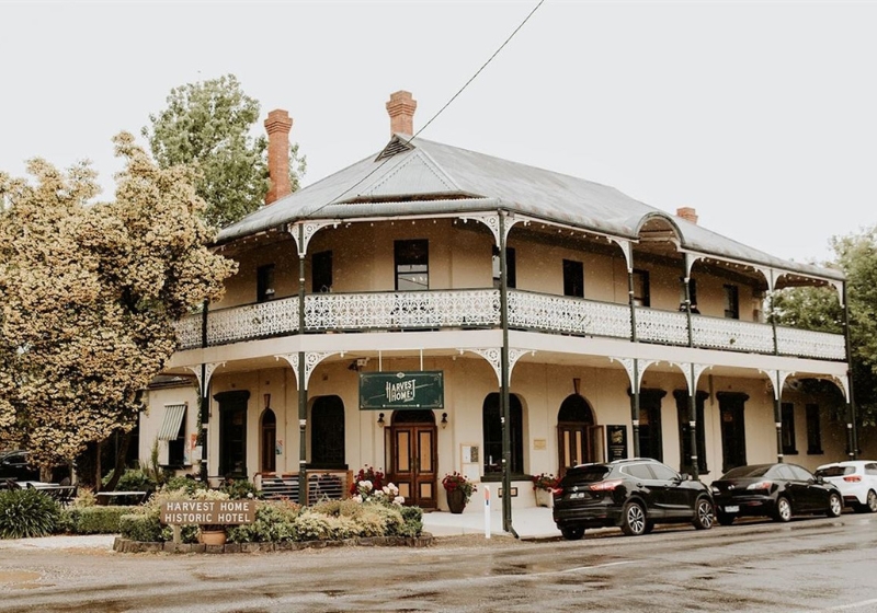 Dining Through Time: Exquisite Meals in Heritage Venues