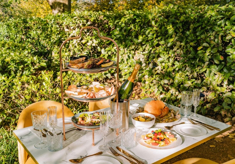 Mediterranean Marvels: 5 Venues Delivering Sun-soaked Flavour