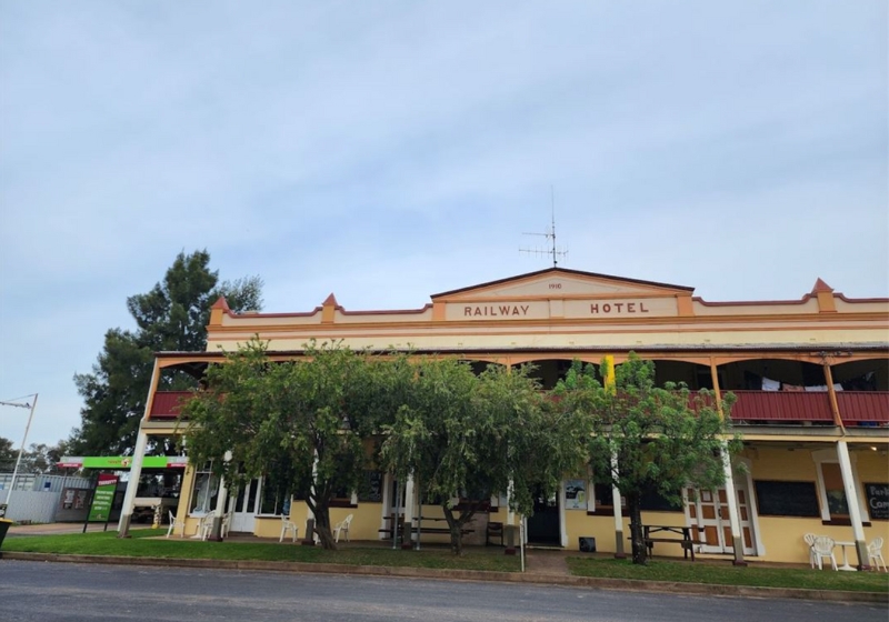 Late Lunch Club: Perfect Spots for the 2 pm to 4 pm Crowd