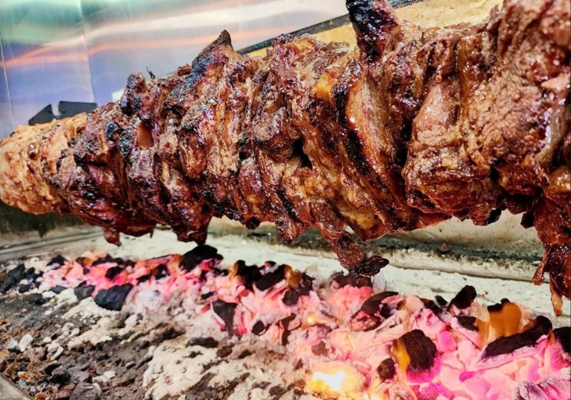 From Charcoal to Crudo: Greek Restaurants Serving the Classics with Contemporary Flair
