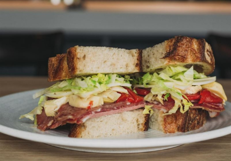 Café Vibes, Elevated Menu