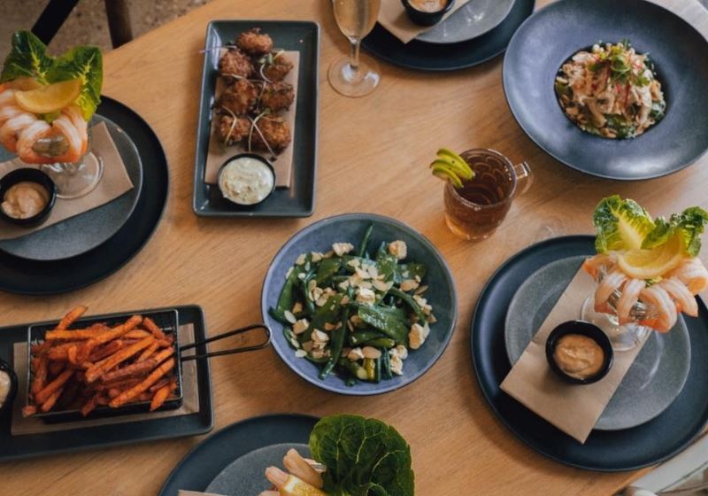 Where to Eat Well Fast: 4 Spots for High-Quality Quick Bites