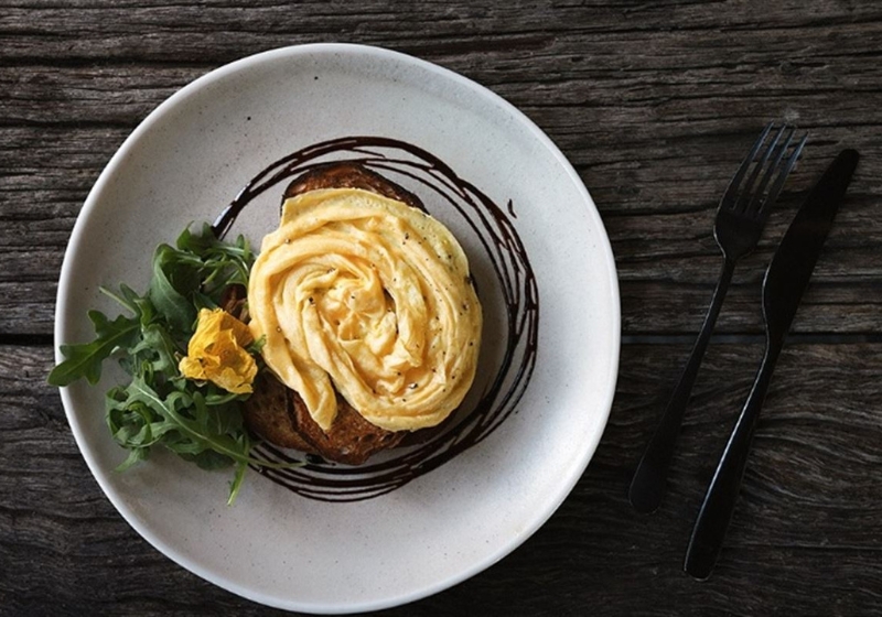 5 Charming Venues Where Handcrafted Food and Rustic Fit-outs Rule