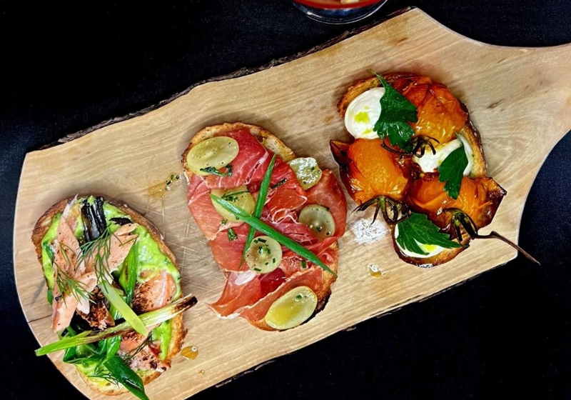 5 Charming Venues Where Handcrafted Food and Rustic Fit-outs Rule