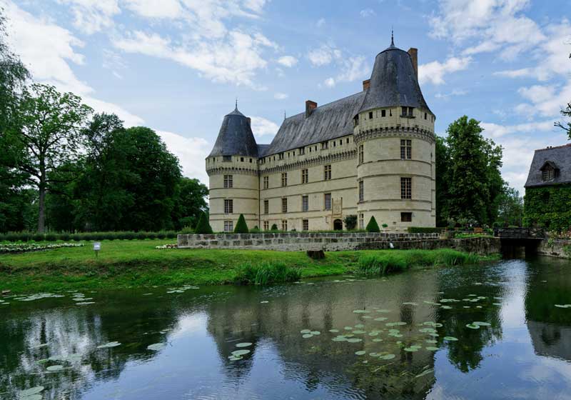 Pedal to the Metal: Exploring France on Two Wheels
