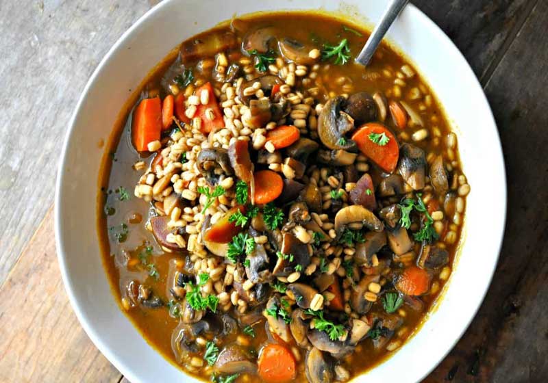 The Best Vegetarian One-Pot Meals That’ll Win Over Even the Meatiest Eaters