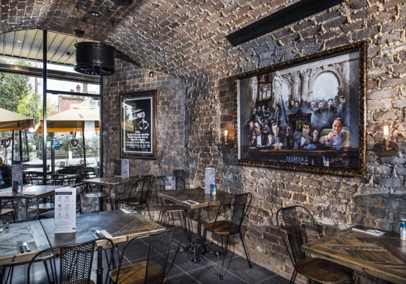 Sun-Soaked Dining: 5 Venues Where Daylight Elevates the Experience