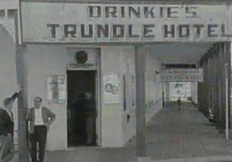 A Road Trip Through Australia’s Back Country Pubs: Cold Beers, Warm Characters and Timeless Tales