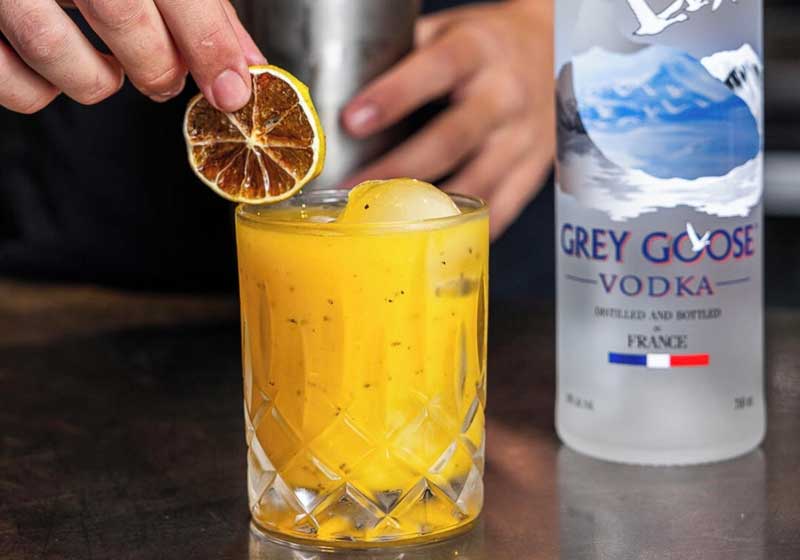 5 Cocktails for a Sensory Escape!