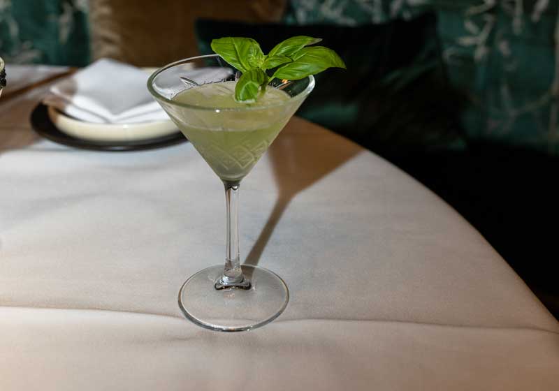 5 Cocktails for a Sensory Escape!