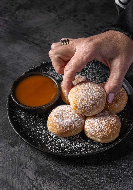 Big Bites, Bold Beats: Metro Brew’in's Winter Menu is a Mic Drop Moment