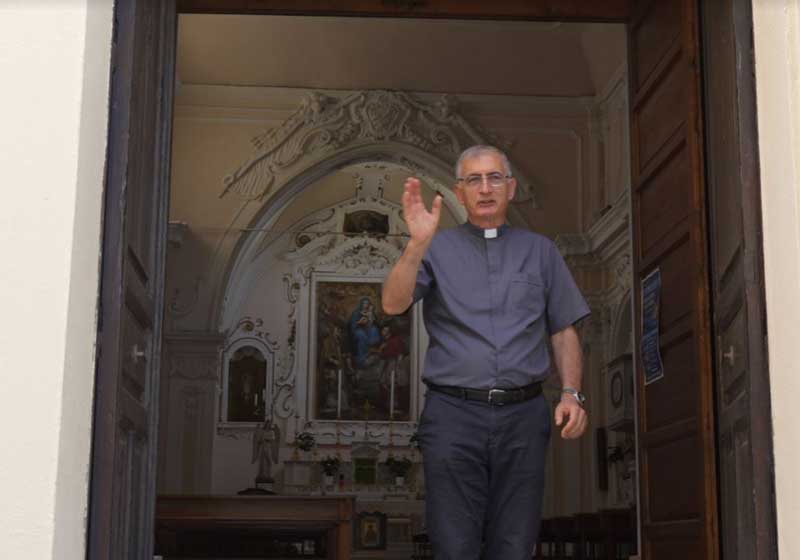 Don Giacomo: A Welcome Without Prejudice