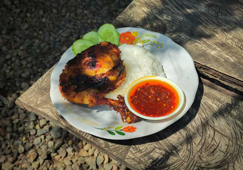 Heat on the Side: Condiments that Outshine the Main