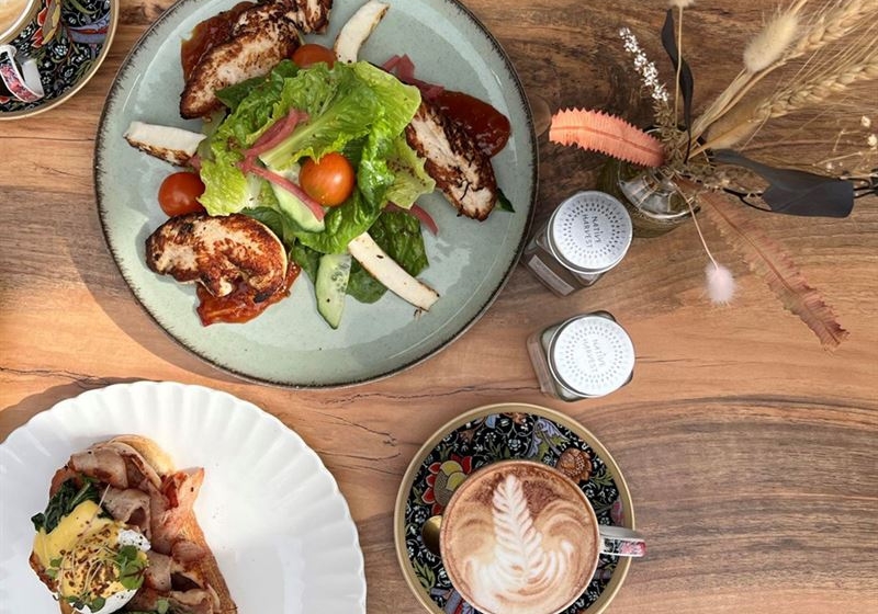 5 Must-Visit Restaurants Celebrating Local Produce with Style and Substance