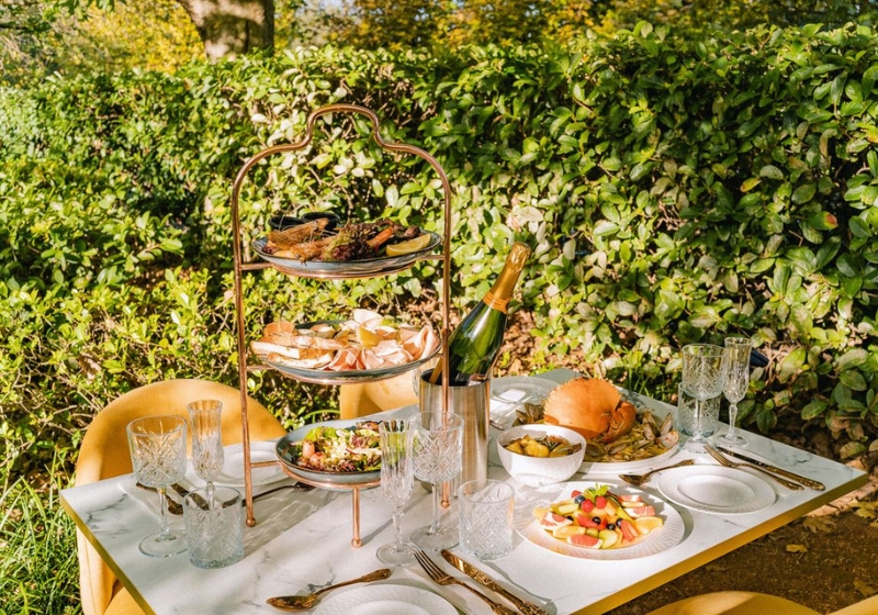 Top Places for a Leisurely Group Catch-Up