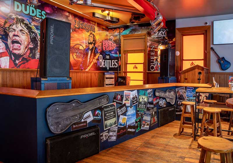 Methven’s Iconic Blue Pub: A Thread in the Tapestry of NZ’s South Island Charm