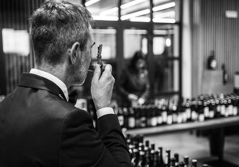 Spice and the Sommelier: How to Pair Wine with Spice