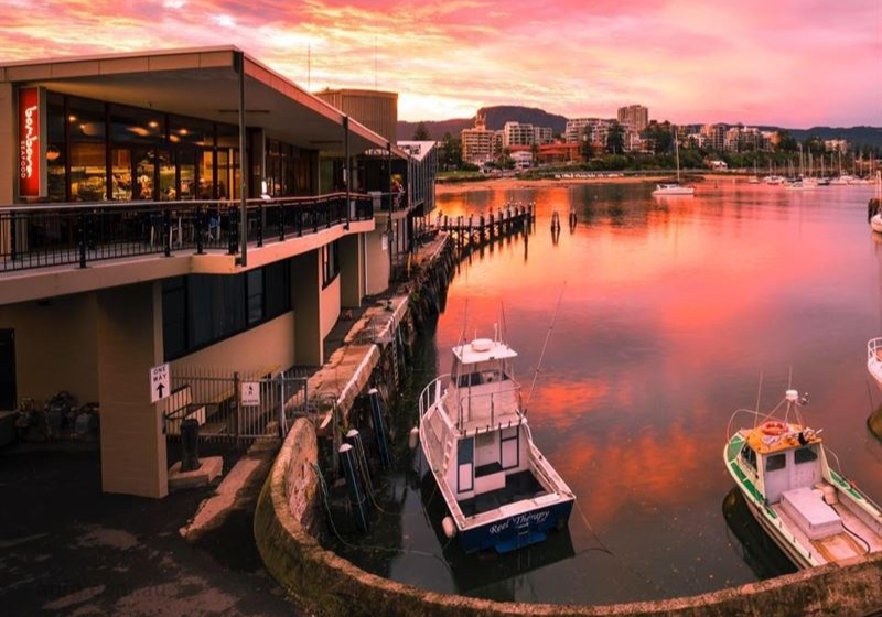 Savour the Scenic: Dining with a View