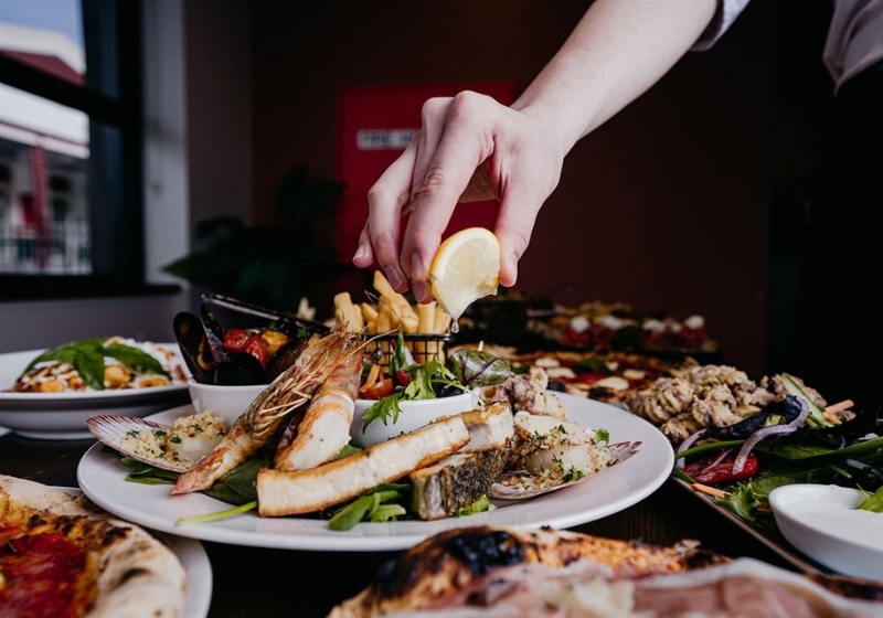 Savouring Style: The Art of the Long Lunch in Australia