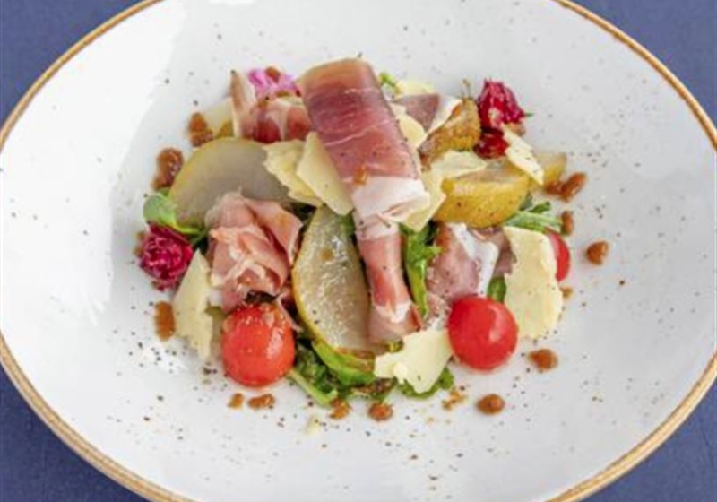 Discover the Gold Coast: Culinary Gems and Dining Delights