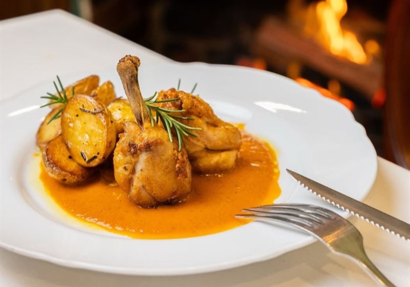 Melbourne's Must-Visit Venues: A Culinary Journey Through the City